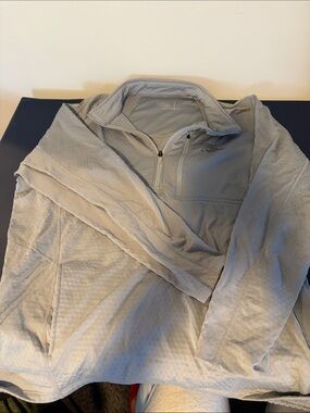 Men's Light Gray Performance Quarter-Zip Jacket